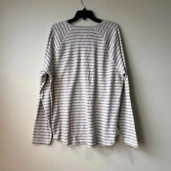 LUCKY BRAND HENLEY SHIRT‎ X LARGE OFF WHITE & GRAY STRIPED LONG SLEEVE THERMAL - Picture 3 of 3